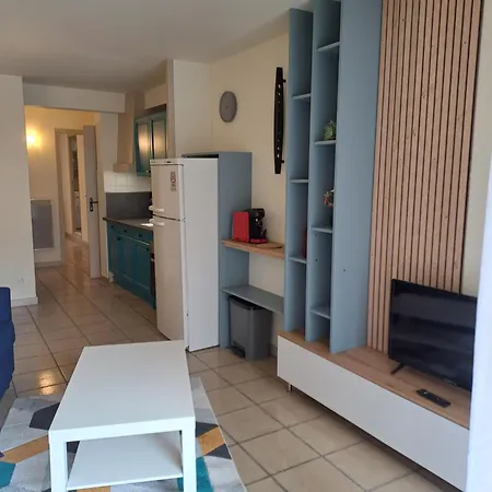 Location Papallona